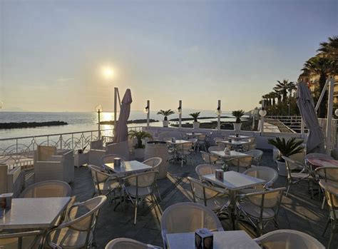 Lavela Beach Club in Torre del Greco 